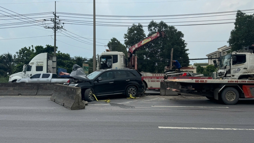 Đồng Nai: Tai nạn nối tiếp giữa 8 xe trên Quốc lộ 51, giao thông tê liệt