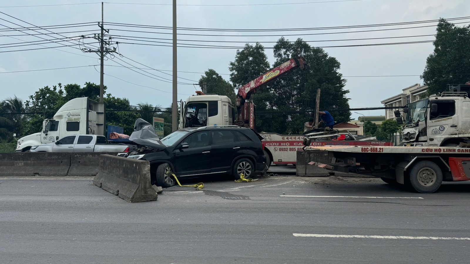 Đồng Nai: Tai nạn nối tiếp giữa 8 xe trên Quốc lộ 51, giao thông tê liệt