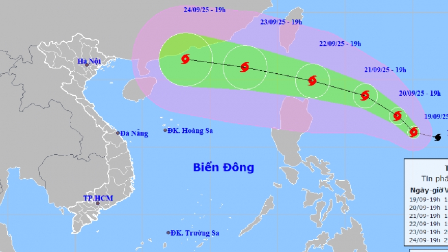 Bão số 8 chưa tan lại xuất hiện bão lớn RAGASA đang tiến vào Biển Đông