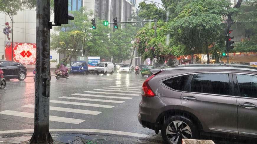 Hoàn lưu bão số 10 ảnh hưởng thế nào tới thời tiết Hà Nội?