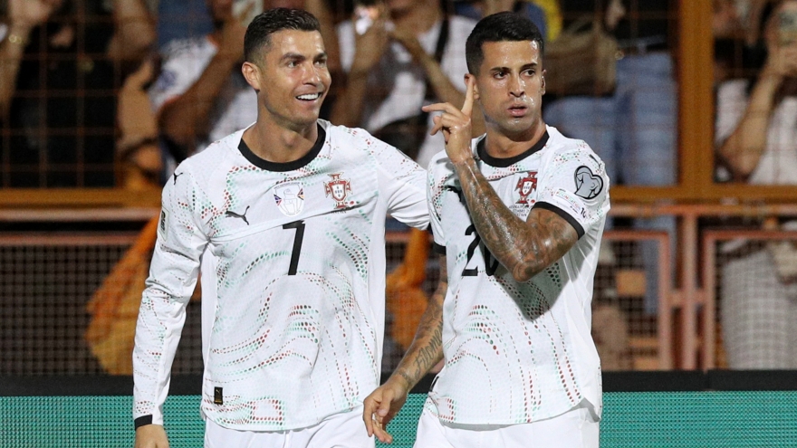 Kết quả vòng loại World Cup 2026 hôm nay 7/9: Ronaldo giúp Bồ Đào Nha thắng đậm