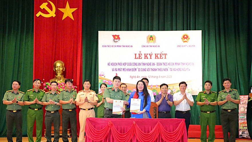 Ra mắt mô hình '3 cùng với thanh thiếu niên' tại Nghệ An
