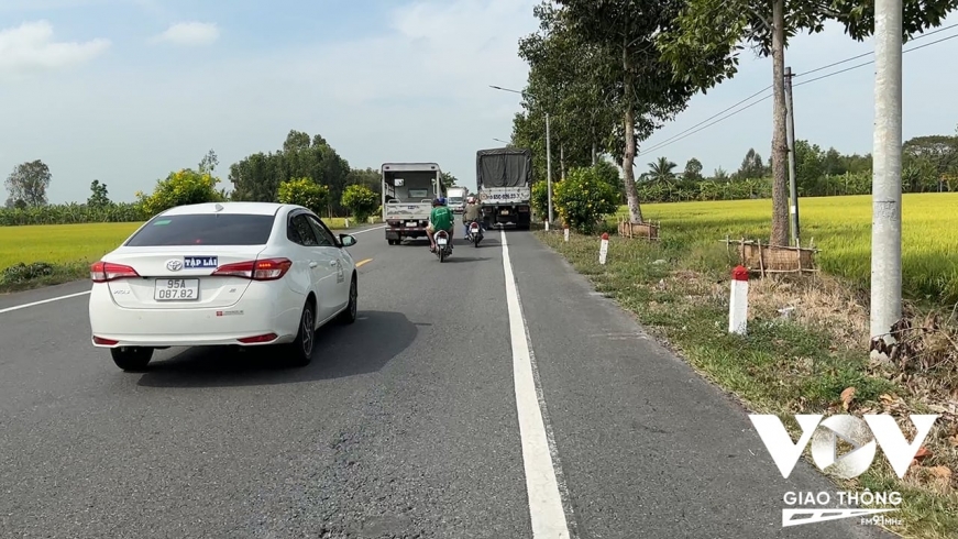 Có nên làm đường mô phỏng cao tốc dành riêng cho xe tập lái?