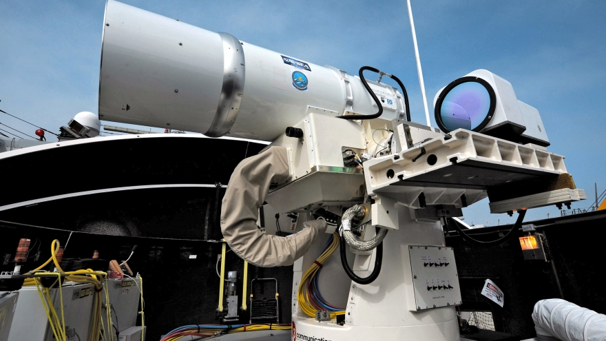 Lựa chọn duy nhất trên bàn cờ trong cuộc chiến với UAV bầy đàn