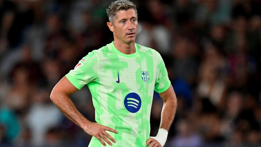 Lý do Lewandowski từ chối sang Saudi Arabia chơi bóng cùng Ronaldo