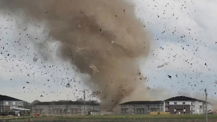 Lốc xoáy hình thành như thế nào?