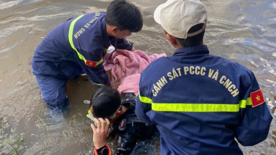 2 cháu nhỏ ra hồ chơi bị đuối nước tử vong ở Quảng Trị