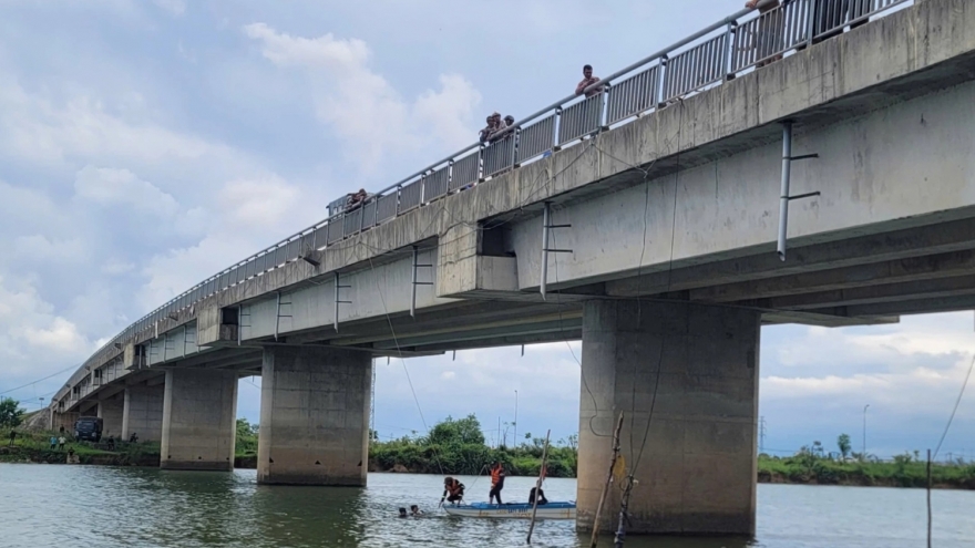 Phát hiện thi thể nam thanh niên ở sông Hiếu, Quảng Trị
