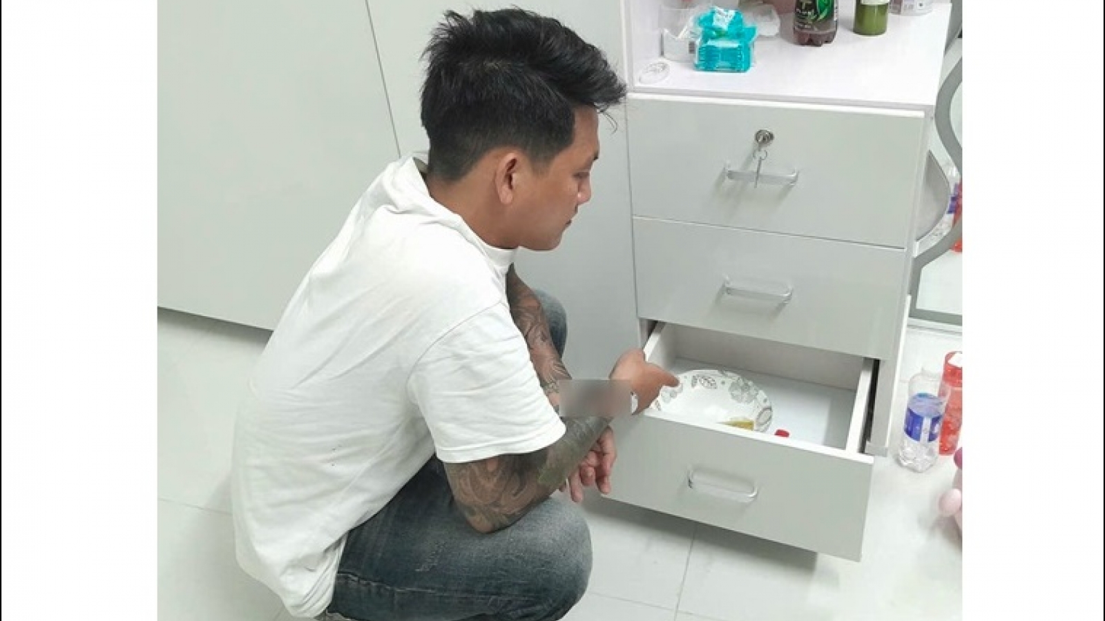 Vừa ra tù lại tiếp tục tàng trữ, sử dụng chất ma túy
