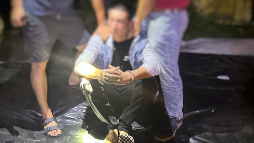 Bắt đối tượng tàng trữ hơn 1.000 viên ma túy tại Quảng Trị