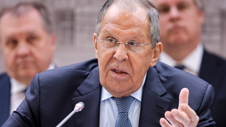 Ngoại trưởng Nga: Ukraine không thể đại diện cho lợi ích của Crimea và Donbass