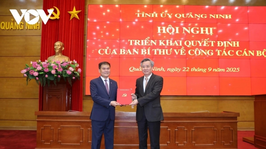 Thủ tướng phê chuẩn kết quả bầu, miễn nhiệm chức vụ chủ tịch UBND tỉnh Quảng Ninh