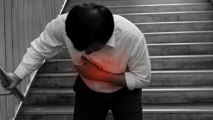 Nhồi máu cơ tim "núp bóng" triệu chứng bệnh dạ dày
