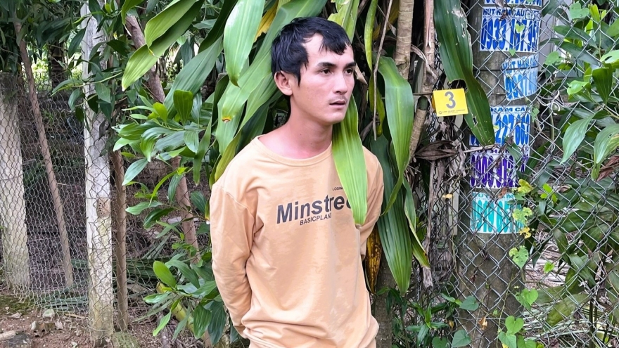 Người đàn ông bị đâm nguy kịch vì lời nhắc uống nước trên sân bóng chuyền