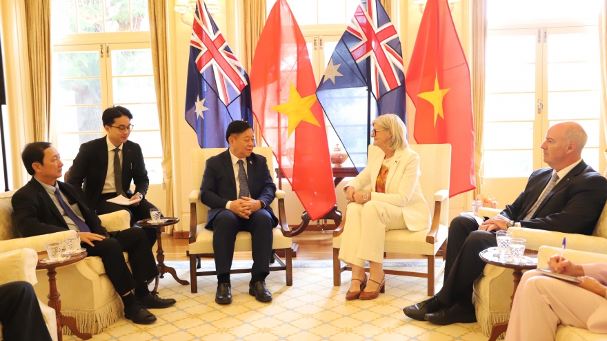 Đoàn Đại biểu cấp cao Đảng ta thăm và làm việc tại Australia