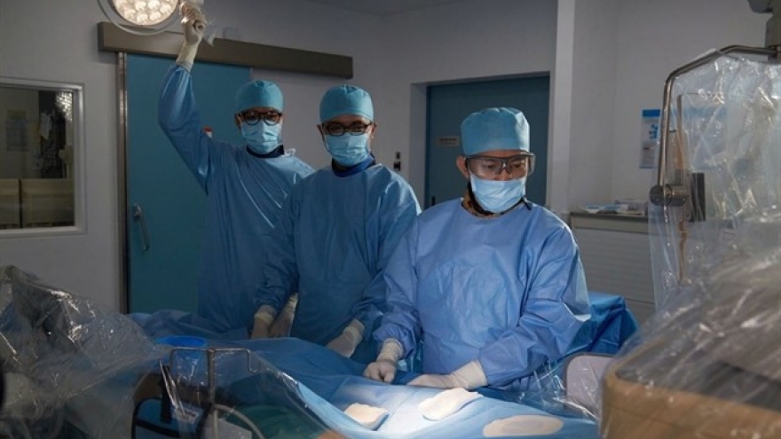 Indian electrician saved after heart attack at sea