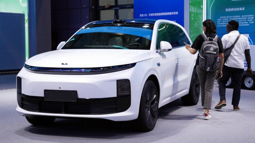 Trung Quốc thắt chặt quy định xuất khẩu xe ô tô điện