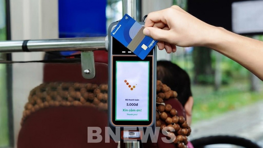 Contactless NAPAS card payment system launched on buses