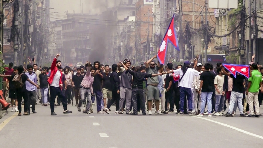 Quân đội Nepal kêu gọi người biểu tình tìm giải pháp hòa bình