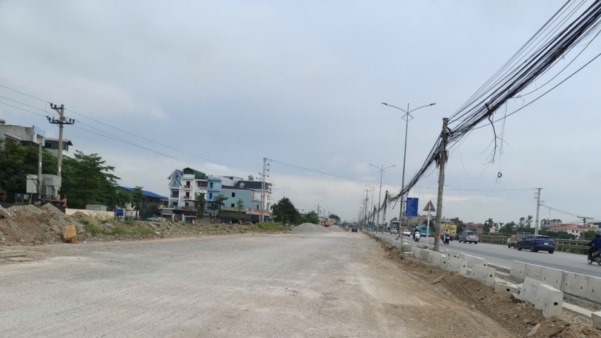Quốc lộ 1A chậm tiến độ: Chủ đầu tư cần làm rõ trách nhiệm của nhà thầu