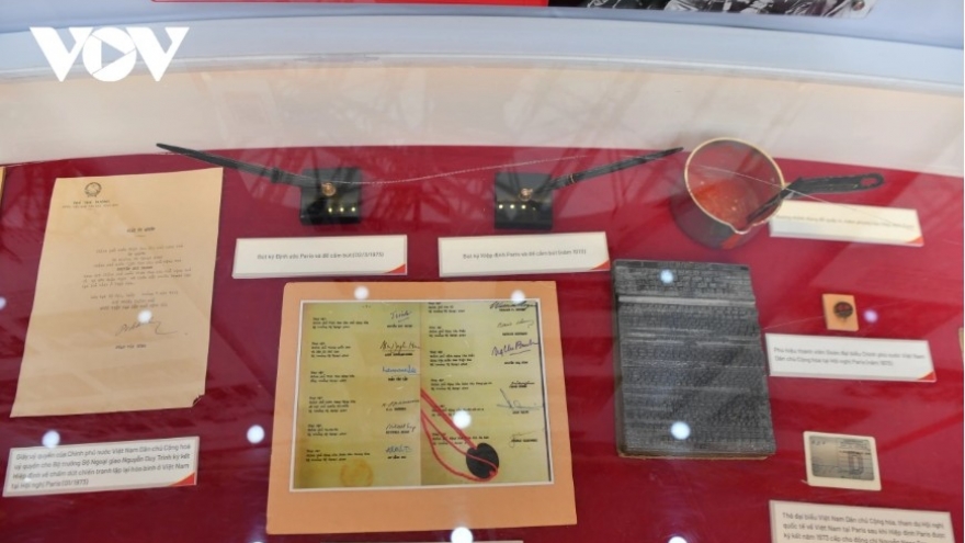 Rare diplomatic documents featured at exhibition marking 80 years of national achievements