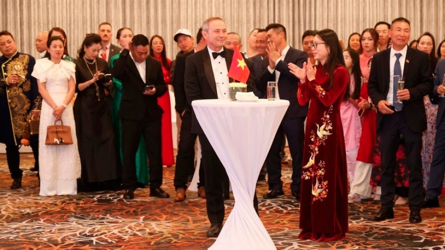 Vietnam, Western Australia strengthen cooperative ties