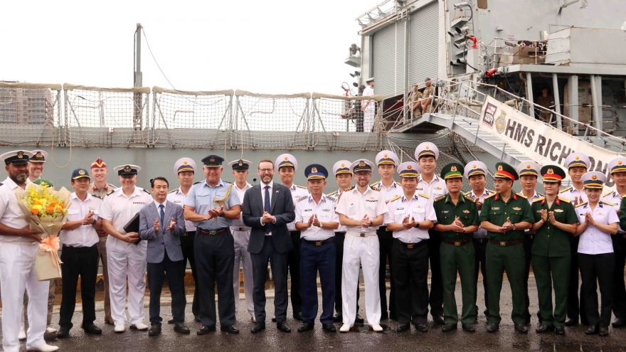 Tàu Hải quân Hoàng gia Anh thăm TP.HCM nhân kỷ niệm 15 năm đối tác chiến lược Việt – Anh