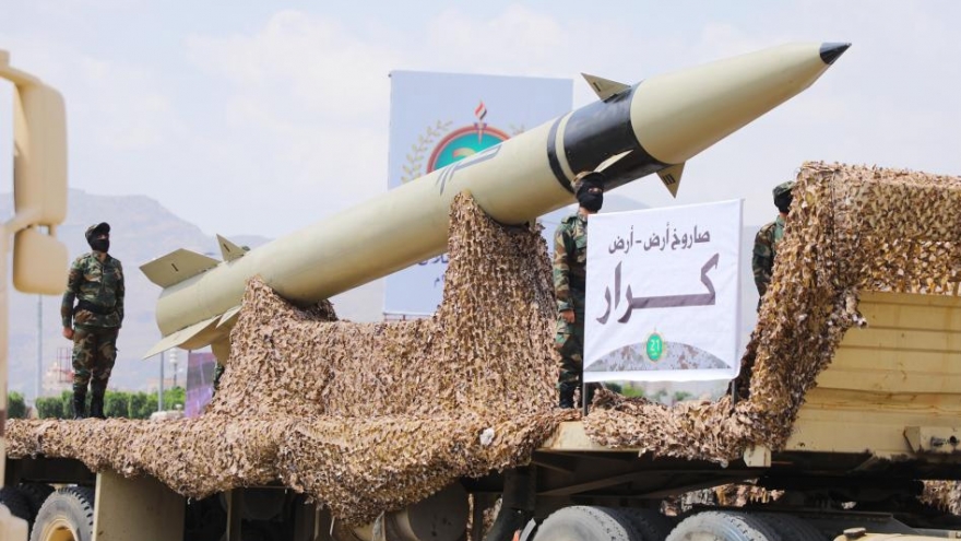 Houthi chính thức tham chiến, lần đầu phóng tên lửa vào Israel