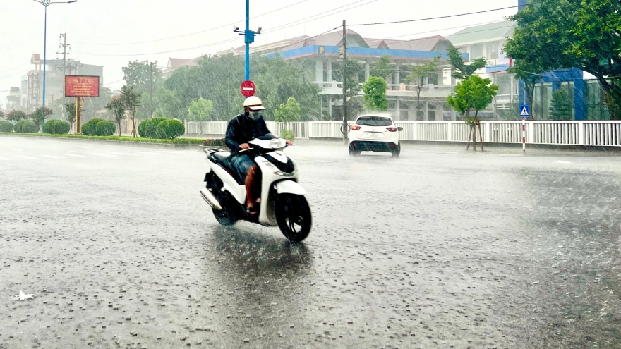 Thời tiết hôm nay 15/9: Bắc Bộ có mưa rào và dông vài nơi