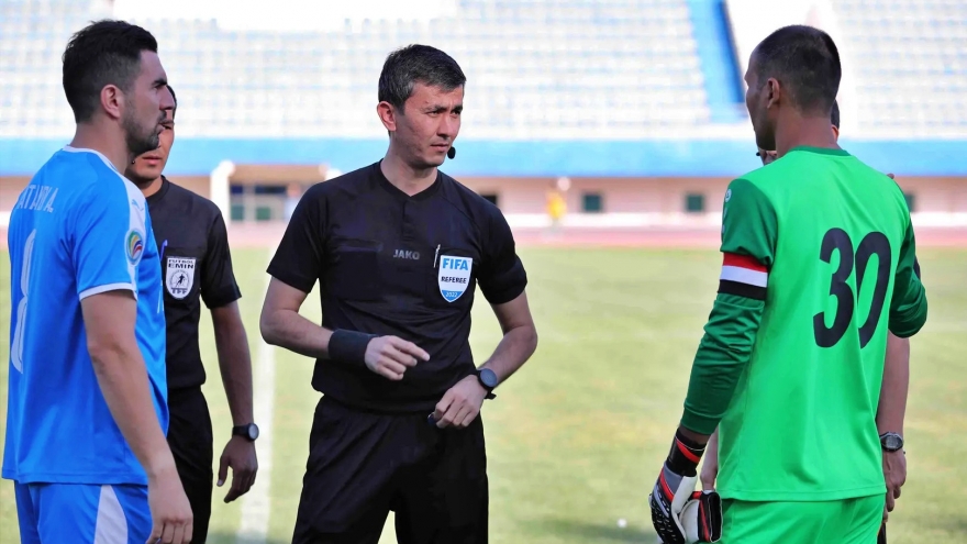 Trận đấu giữa U23 Việt Nam vs U23 Bangladesh không có VAR, trọng tài "lạ mặt" cầm còi