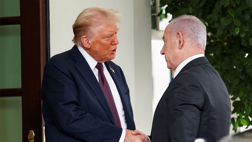 Tổng thống Trump điện đàm với Thủ tướng Israel về chiến dịch tại Iran