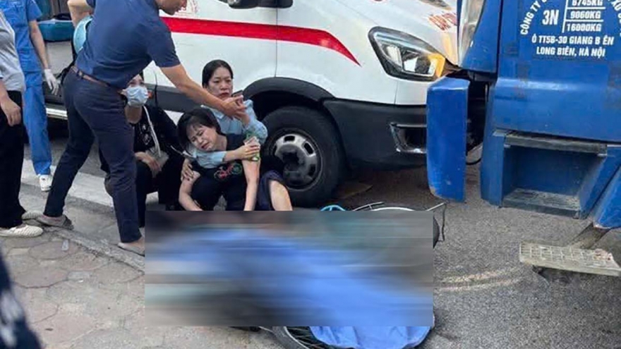 Nam sinh lớp 6 tử vong sau va chạm với ô tô tải gần cổng trường THCS Gia Thụy