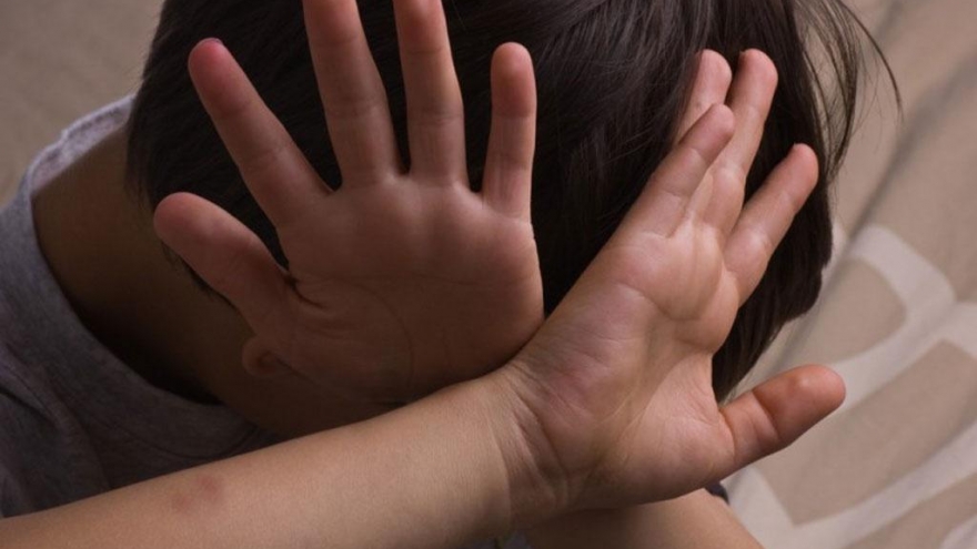 Vụ việc bé trai bị bạo hành tại Hà Nội, vì sao phải hỗ trợ tâm lý kịp thời?