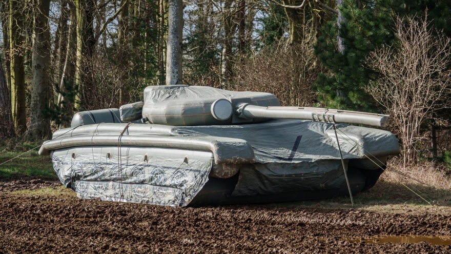 Nga và Ukraine dùng vũ khí nghi binh đánh lừa đối phương tinh vi đến thế nào?