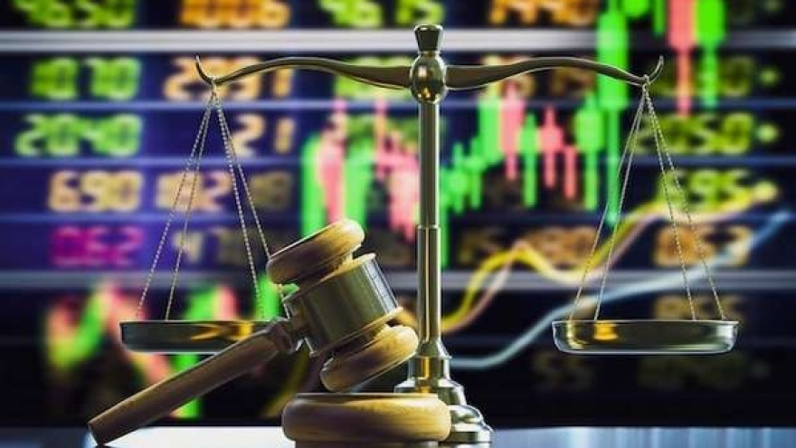 Thao túng cổ phiếu ST8, 1 cá nhân bị phạt 1,5 tỷ đồng, 18 người liên đới bị xử lý