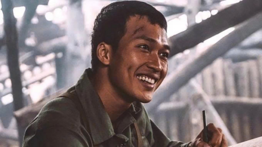 "Mưa đỏ" vượt mốc doanh thu 600 tỷ đồng sau 3 tuần ra rạp