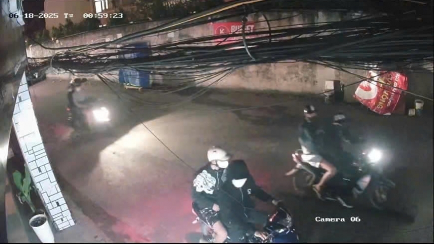 Công an Hà Nội truy lùng nhóm trộm cắp xe máy táo tợn