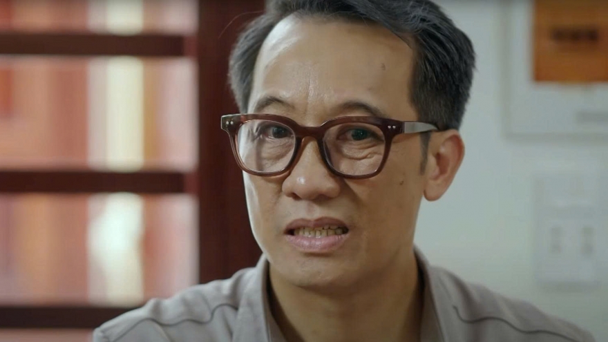 "Có anh, nơi ấy bình yên" tập 30: Ông Thứ "tái mặt" khi nhà báo nhắc đến mỏ đá