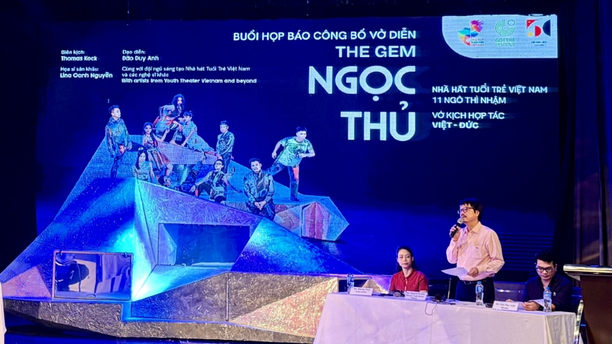 Nhà viết kịch nổi tiếng Đức sáng tác vở "Ngọc Thủ" cho sân khấu Việt Nam