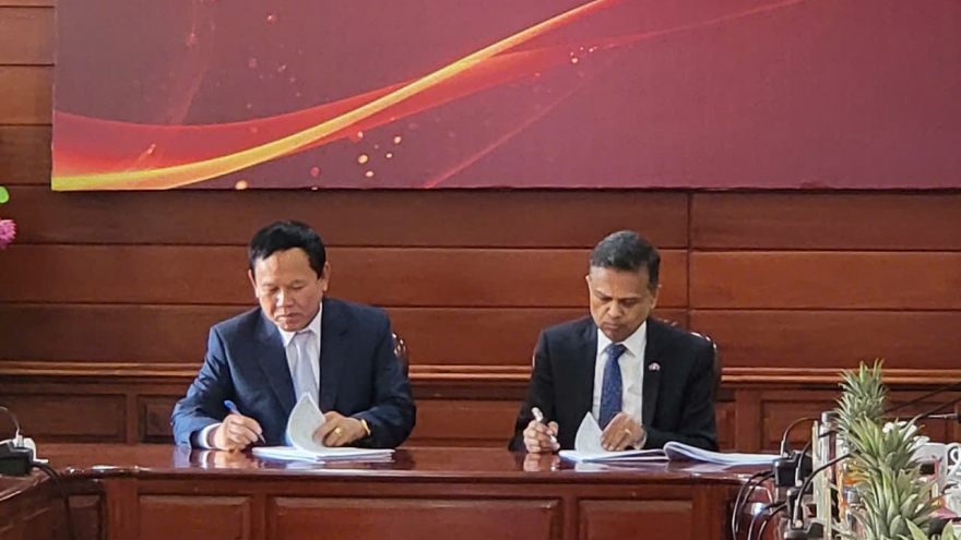 Bắt đối tượng lừa đảo cho vay để chiếm đoạt các khoản phí lên tới 4,9 triệu USD