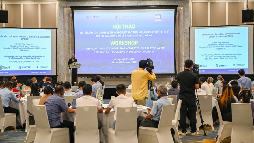 Giải quyết bài toán rác thải nhựa thông qua đồng xử lý trong ngành xi măng