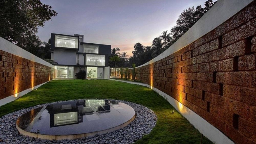 Đá ong – từ chất liệu dân gian đến biểu tượng kiến trúc bền vững