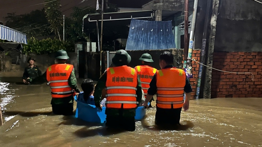 Tuyến Quốc lộ 1A đoạn qua tỉnh Lâm Đồng ngập sâu do mưa lũ