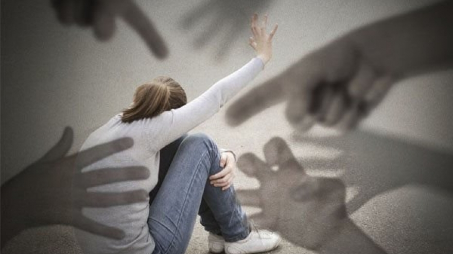 Bà mẹ lo lắng sợ con gái hoang tưởng khi sợ hãi mọi thứ