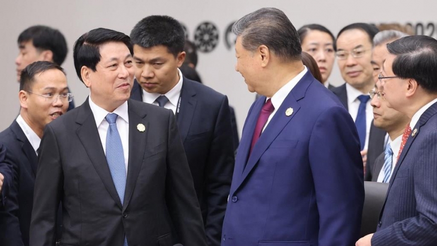 Chủ tịch nước Lương Cường gặp Tổng Bí thư, Chủ tịch nước Trung Quốc Tập Cận Bình