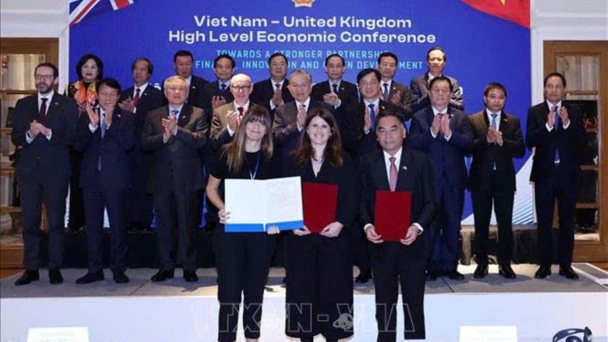 Ký kết hợp tác TP.HCM – Liverpool: Bước tiến trong quan hệ Việt – Anh