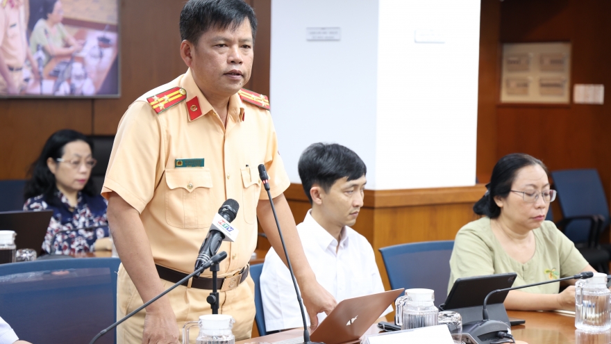 Người vi phạm giao thông bị xử phạt lao động công ích có răn đe hơn phạt tiền?