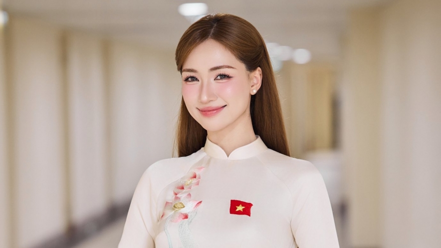 Sao Việt 11/10: Hòa Minzy ủng hộ đồng bào Bắc Ninh 500 triệu đồng