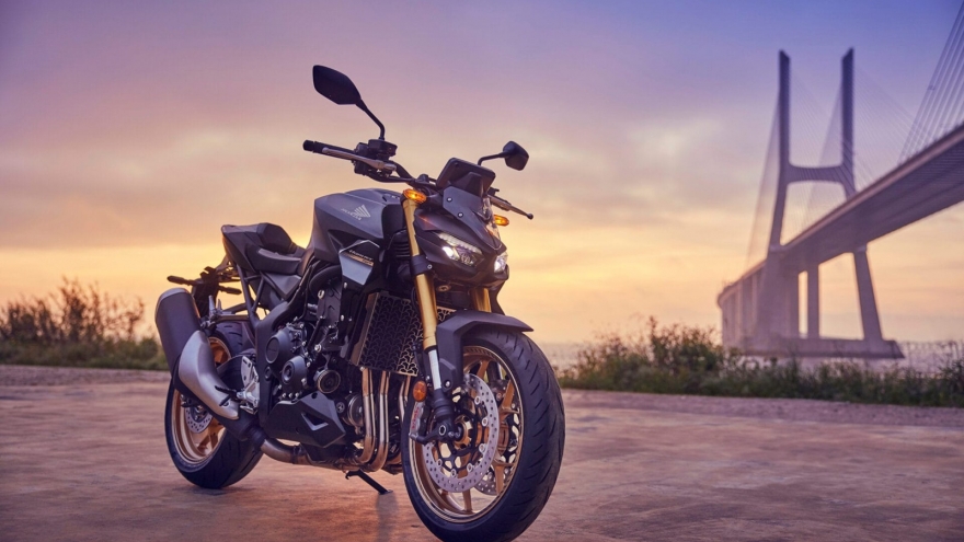 Honda Việt Nam triệu hồi mẫu CB1000 để thay thế bu-lông cần chuyển số