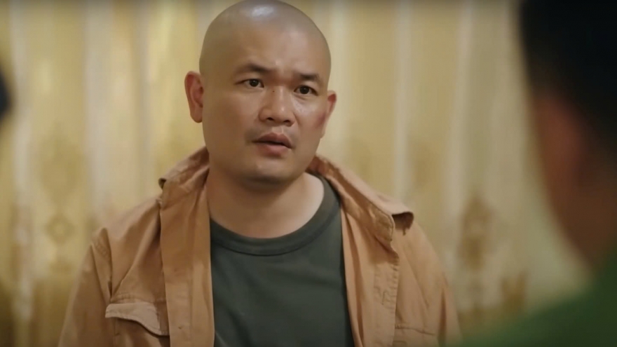 "Có anh, nơi ấy bình yên" tập 42: Hồng Phát bị bắt, khai ra Xuân là chủ trại lợn